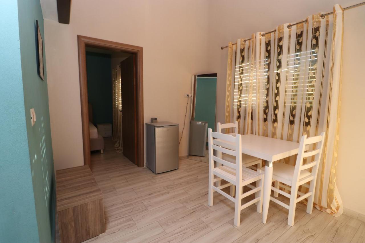 Vila Mateus Himarë Exteriér fotografie
